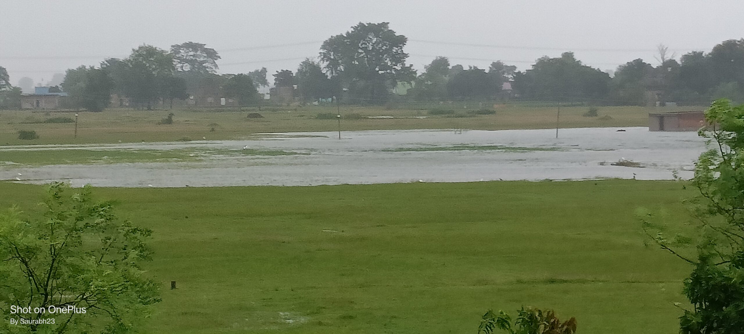 झारखंड में मूसलाधार बारिश अभी जारी।